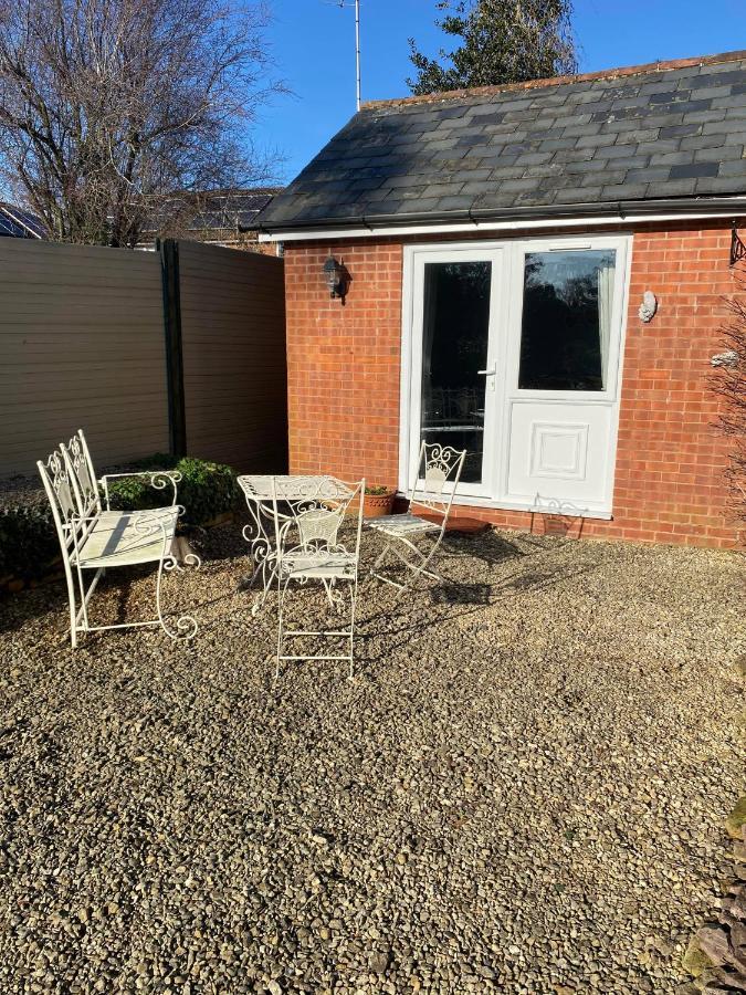 The Coach House At Copper Hall Leominster Exterior photo